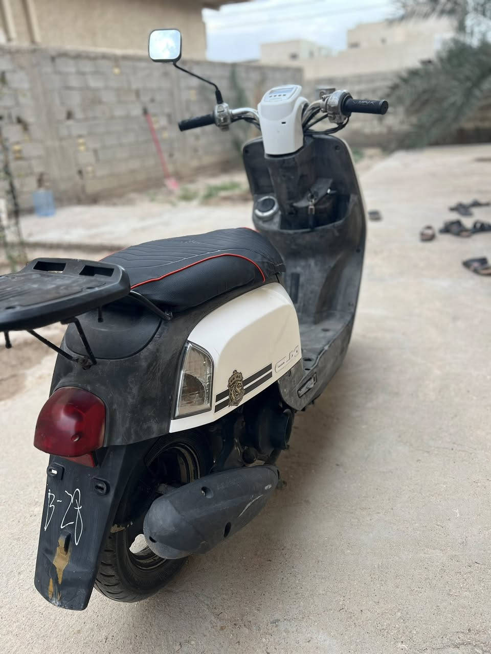 السلام عليكم ماكس بويلسي نوزل للبيع دراجه كفاله عامع كله صارله شهرين من نازله من الرمبه مكفوله كفاله عامه ماشيه 4 تالاف ملاح ونضافه تخبل كله شغاله مابيه اي شي سلف هورن لايت اشاير رباعي بكلايت شغال قفل سكان قفل صندوك كله شغاله كيج عداد كيج بانزين كل نقص مابيه دراجه شلعه ومعدل  خير من الله ماتنكض مكينه خرسه العنوان البصرة التنومه رقم الهاتف للتواصل ***********
