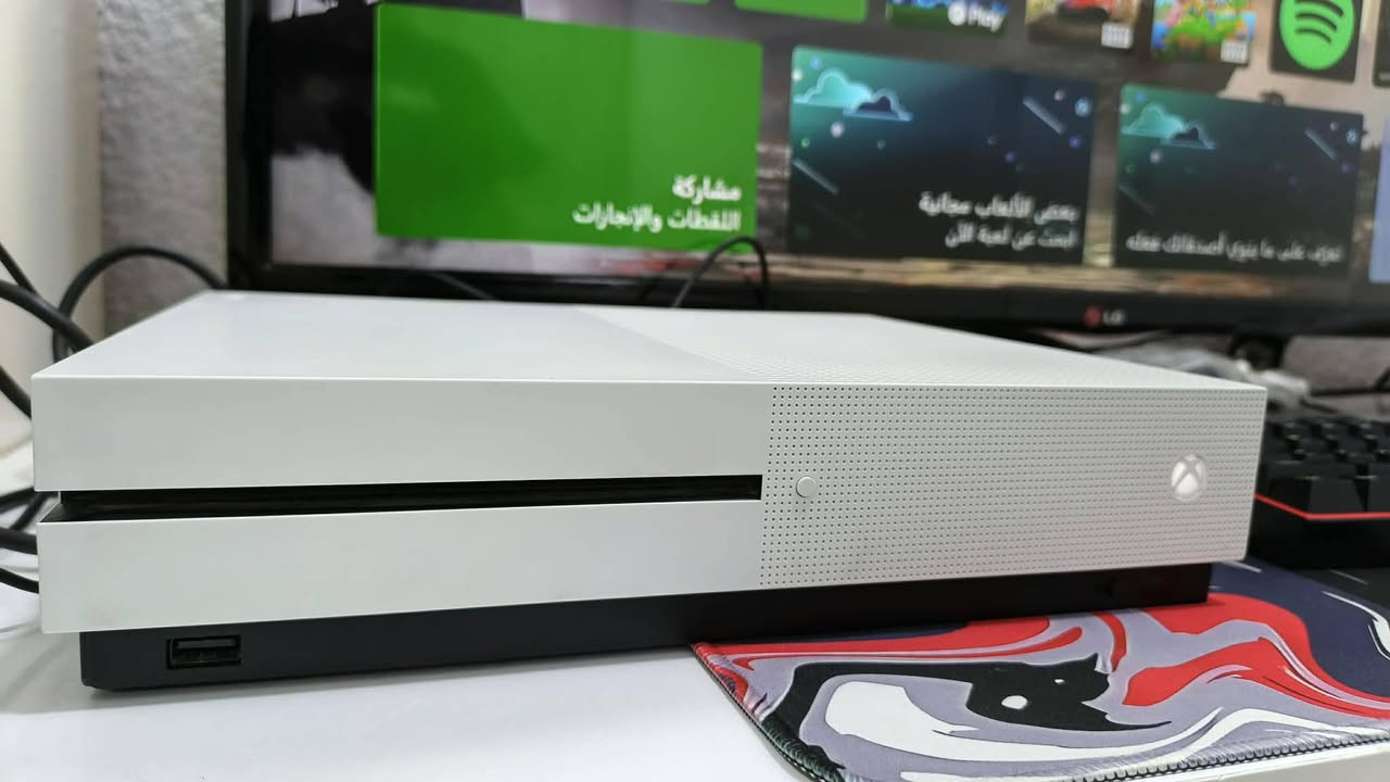 السلام عليكم
اكس بوكس ون اس للبيع

الجهاز لوك ستيكر مامفتوح و لا داخل تصليح

الجهاز كامل ملحقاتة 

1 كيبل البور 

2 كيبل ال HD

3 جويستك سيريس اس جديدة ايضاً مامفتوحة

4 الكارتون مال جهاز

الجهاز كامل مكمل ناقصة بس كيم باس حتى العاب نازلة 

العنوان: الموصل الحانب الأيسر

الي يريد يتواصل: متواجد ماسنجر

 السعر: 190 وبي مجال


**إذا كنت صاحب هذا الإعلان وتريد حذفه لأي سبب، رجاءا أرسل رسالة إلى الدعم الفني**