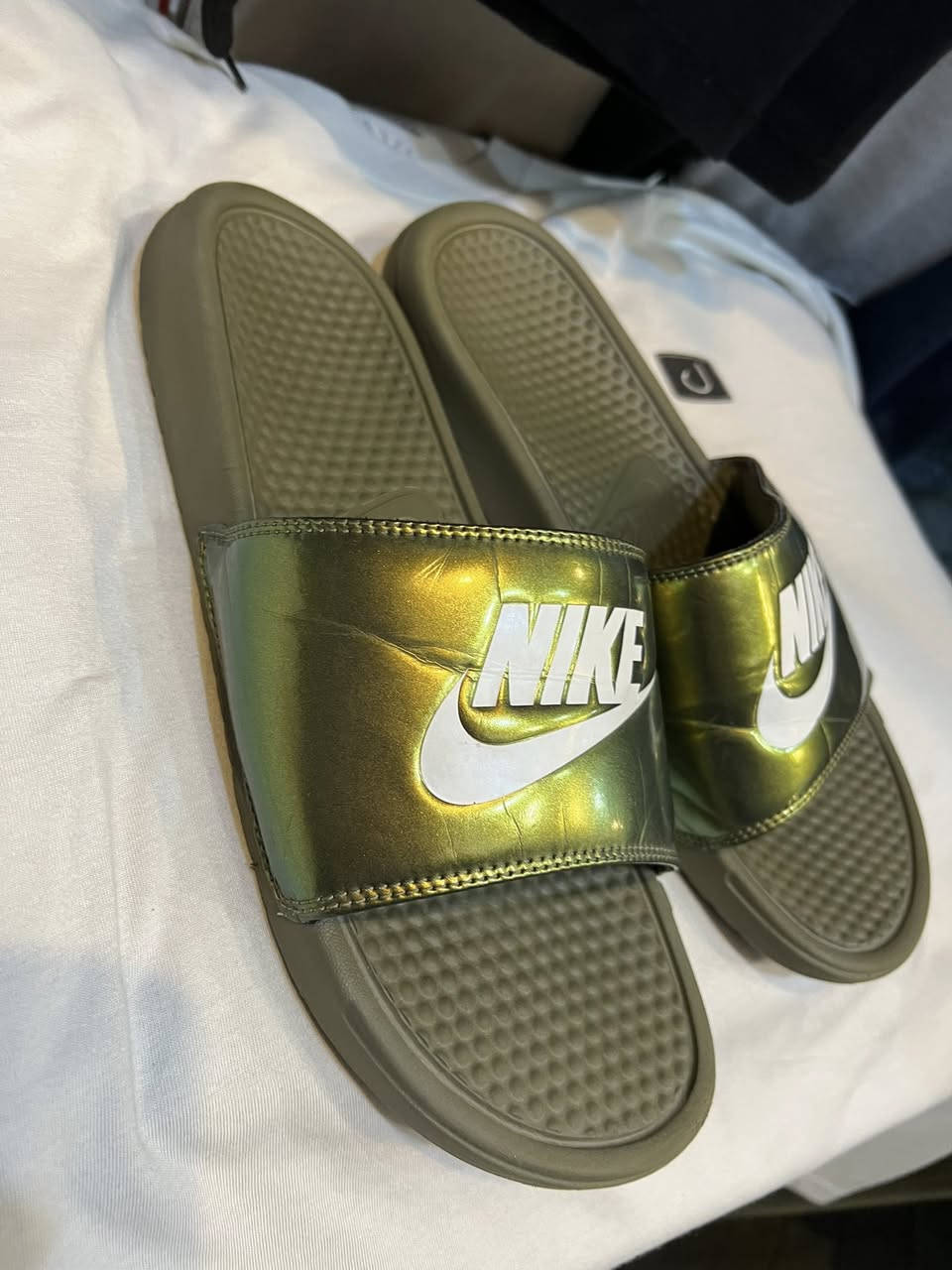 قياس45يلبس44أيظاً
نايك أورجنال
لون مميز
السعر25
توصيل3


**إذا كنت صاحب هذا الإعلان وتريد حذفه لأي سبب، رجاءا أرسل رسالة إلى الدعم الفني**