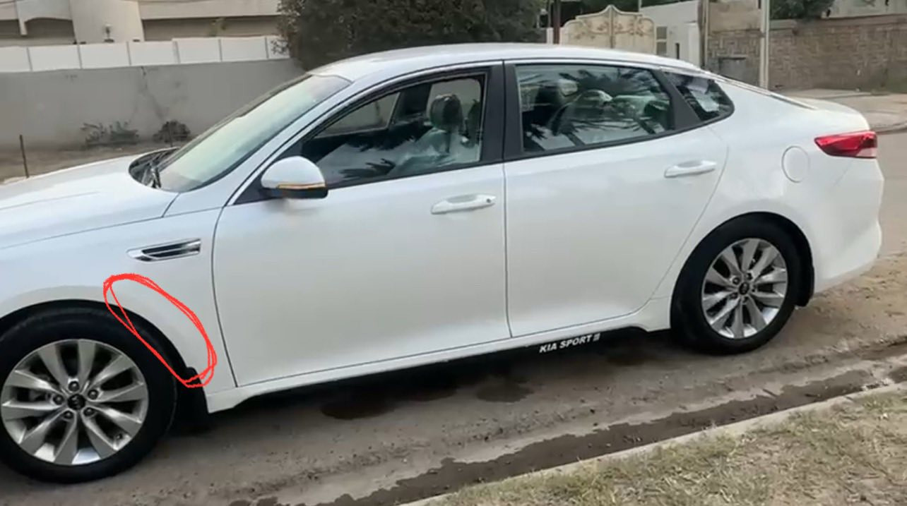 السلام عليكم
للبيع 🔴
كيا أوبتما خليجي | موديل 2018
🔹 محرك 2000 سي سي (دوش)
🔹 تحكم ستيرن + إشارات بالمرايا
🔹 مري شفط 
🔹 تخم تايرات جديدة
🔹 ممشى: 144,000 كم

🔹 يوجد بارد خفيف شبر تقريبًا في الجاملغ الأمامي (موضح بالصور)
🔹 ايرباك الستيرن طاك فقط
🔹 السيارة بدون صبغ نهائيًا، فقط البارد الظاهر بالصور

💰 السعر: 16,500$ 

📍 المكان: بغداد – حي القادسية
📞 الاتصال: ***********
