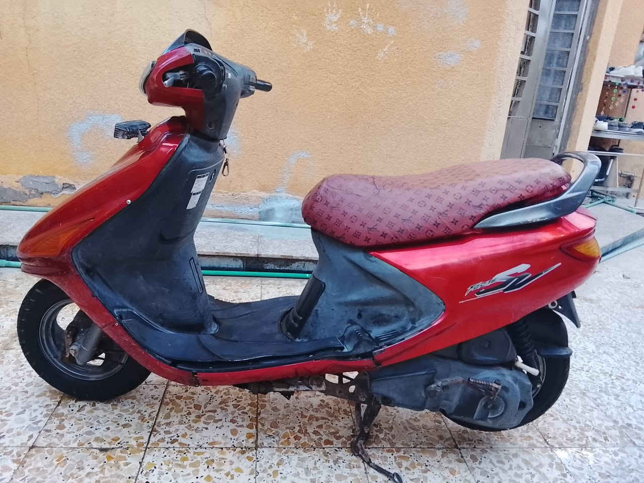 السلام عليكم دراجه فراشه فحل بلاد للبيع الدراجه كامله مانقصه شي كهربائية كلها شغاله مكينته خرسه الدراجه تايرات جدد دبلات جدد الدراجه ب المشي لاسولف طيرر العنوان قضاء المدينه السعر 350 وبيه مجال للطيبين


**إذا كنت صاحب هذا الإعلان وتريد حذفه لأي سبب، رجاءا أرسل رسالة إلى الدعم الفني**