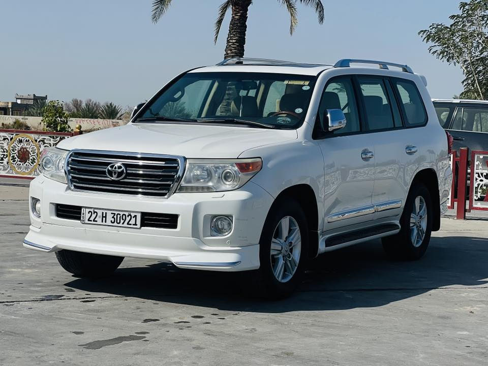 ‏‎سلام عليكم

قطعة نادر الي يدور جديد ومميز 

 للبيع 

لاندكروز 🔥2014🚀 GXR:

السياره احله من الصور بالحقيقه 

فول مواصفات 1/1 💯 :

1- فتحة 🕳️

2- بصمة 🔐 عدد

4- حساس خلفي وامامي 🎶🔊

5- ثلاجة 🥶

4ملاحضة السياره بريممم .. بريممم 

6- 2 كراسي كهرباء 

8- شاشه جبيره 💻

9-كامرات محيطيه👀

10- 8  ايرباك 

11-دفع رباعي 🎮

12- رقم اربيل بأسمي تحويل ثاني يوم

13-بشرط سبير منازل من سياره 

حجم المحرك: ✅6 سلندر

ملاحظة // السيارة  كفاله عامه

جديدة بمعنى الكلمه 

بأسمي شخصياً  تحويل مباشر  

#مفخره_الأرض 🔥

مكان السياره بابل سريع الدولي قرب محطة جنة الفرات 

🟩 السعر 420 وبيها مجال حگ الجه

‭٠٧٧٣ ٥٠٢ ٨٤٩٨‬

***********
‏  

تحياتي لجميع 🌹 🌸
