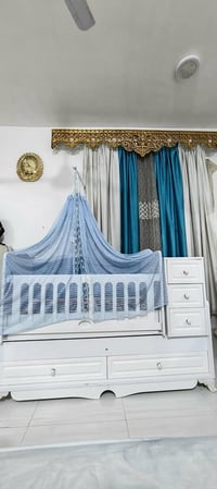 سرير اطفال • حتى ٧ سنوات