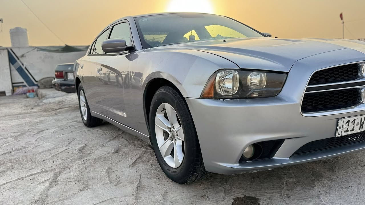 سلام عليكم مرخصت الدمنه  دوج جارجر مديل ١٤ اصل حادث امريكاء بنيد وجاملق  مكينه ٣٦٠٠   كير ماوس سياره جديده من جميع نواحي بحيث الف دينار ماذب عليهه سياره بأسمي رقم انكليزي 
رقم الهاتف  ‭٠٧٨٢ ٨٩١ ٢٥٠٧‬

واتساب ***********
— في ‏البصره قضاء القرنه‏.
