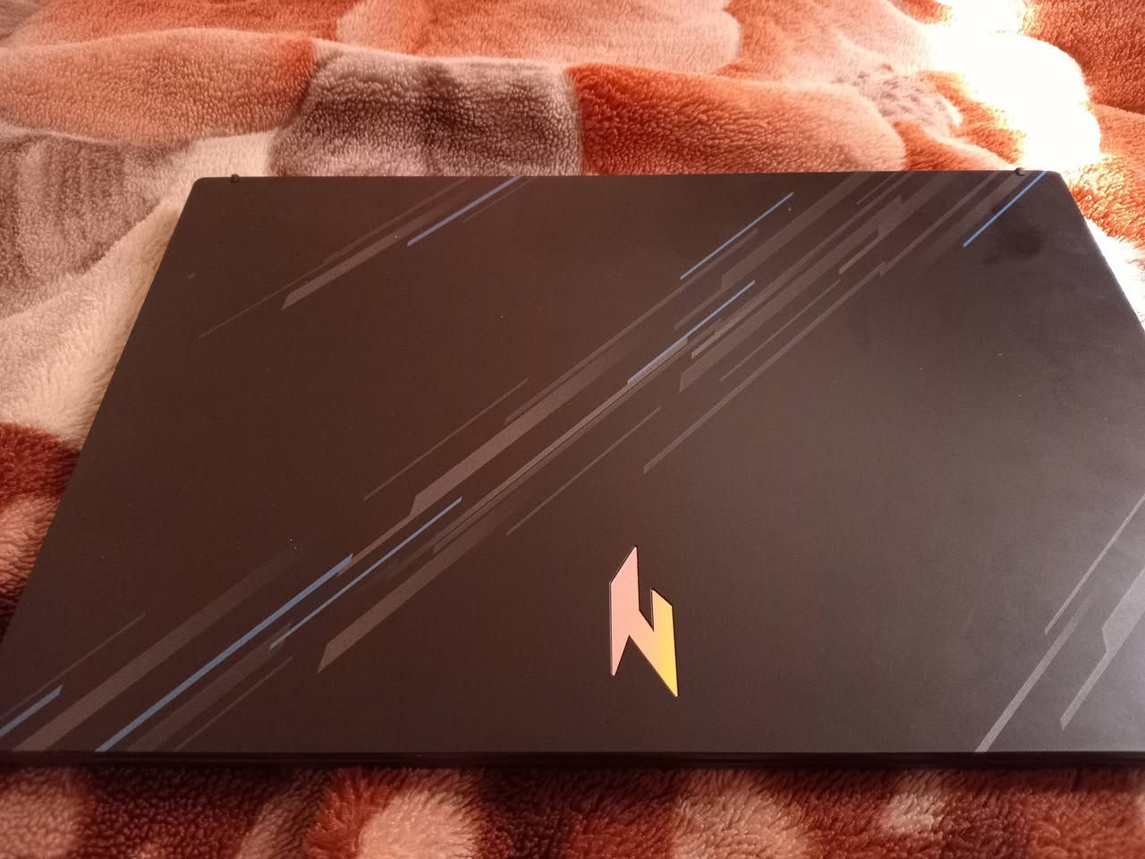 acer NITRO V15
13th Gen Intel Core i7-13620H

Intel UHD Graphics

الرام: 16GB DDR5 بسرعة 5600MHz

التخزين: 512GB SSD (ظاهر عندك 477GB usable) 

صارله شهرين عندي. و متسعمله اقل من ١٠ مرات بعدها كارتونته 

مستعجل ع بيعة و عندي توصيل 

***********
