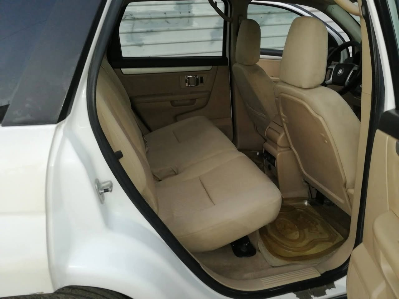 السلام عليكم
سيارة سازوكي وارد امريكي موديل ٢٠٠٧
محرك ٣٦٠٠
٣ قطع تبريد
٧ راكب
رقم دهوك 
بلادية ما بيها اي تحوير
السعر 85
بغداد ***********
