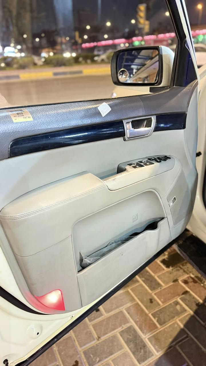 السلام عليكم رمضان كريم عليكم وتقبل الله صيامكم . للبيع كيا موهافي موديل 2009 بدون حادث فول مواصفات السعر 120 ورقة رقم بغداد 
***********
