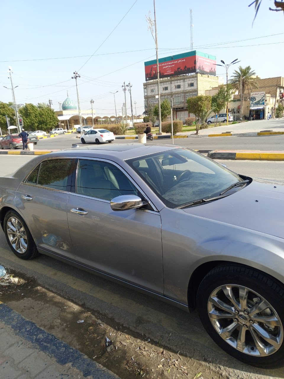 السلام عليكم.
كرايسلر اوباما سياره كارتون شرط 
2018 
سلفر 
محرك 3600 
ادوات ادوات دخول جديد ( گصه قماره جنطه )
(( متومه ارقام وسنويه الانكليزي شمالي 
فول مواصفات للاخير 
بنوراما 
نقطه 
فول حساسات 
رادارات
كشنات جلد + كهرباء 
تحكم ستيرن + حساسات 
شاشه كبيره كار بلي 
منضومه زنون كامله
(تبريد ثلج للاخير ❄️🥶)
ماشيه 140 
كفاله گير ومحرك وحداديه وتبريد

السياره كامله ع حبايه  فول نضافه 💯

((( دخول جديد سعر 85 وبيه مجال ) مكاني  بابل مسيب رقم تليفون موجود بيه وتساب ***********
