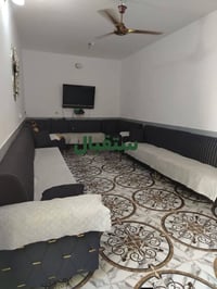 @يالله السلام عليكم بيت للبيع المكان حي الحريه شارع ابو عبير المساحه ٢...