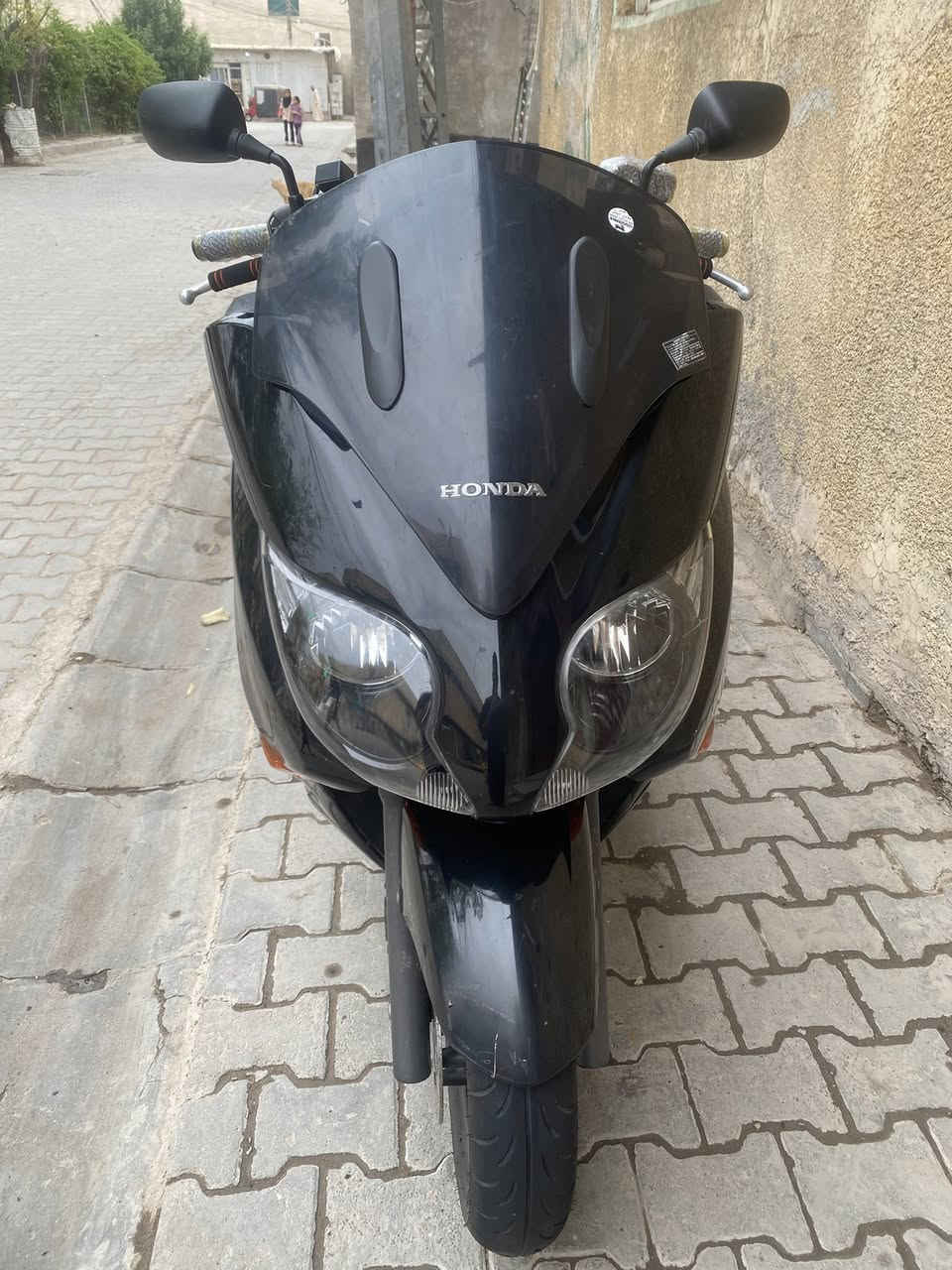 السلام عليكم
فوره صفر 10 للبيع كامل مواصفات 
الاتصال ع الرقم *********** مكاني مدينه الصدر
