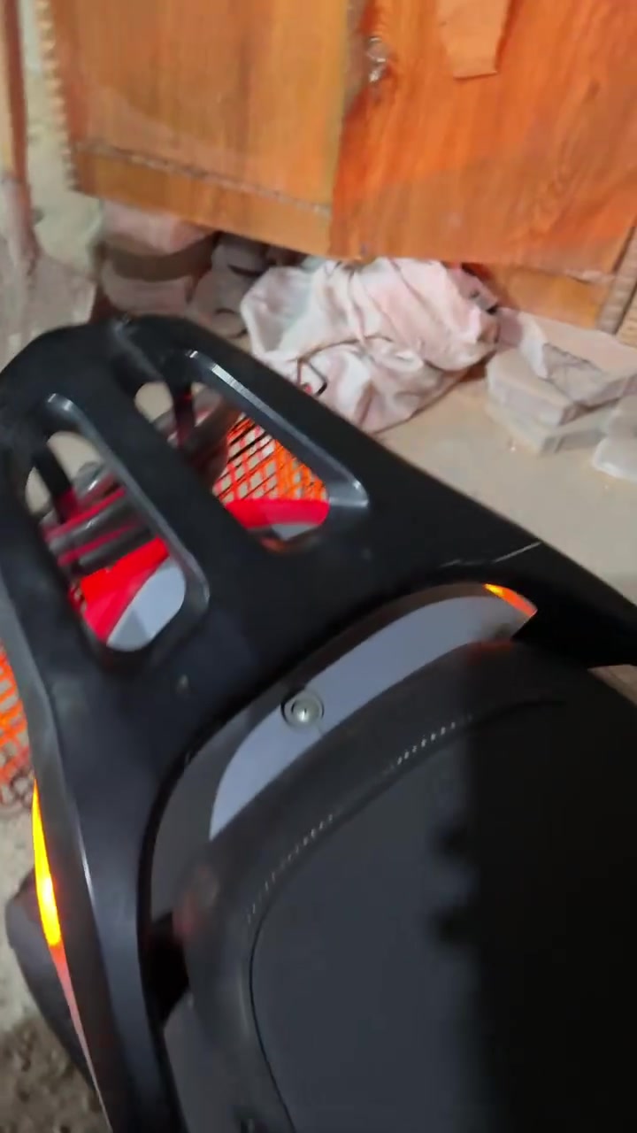 سكنس فحل صيني جديده مكينه تايوند مكان كربلاء سعر 900 وبيه مجال ***********
