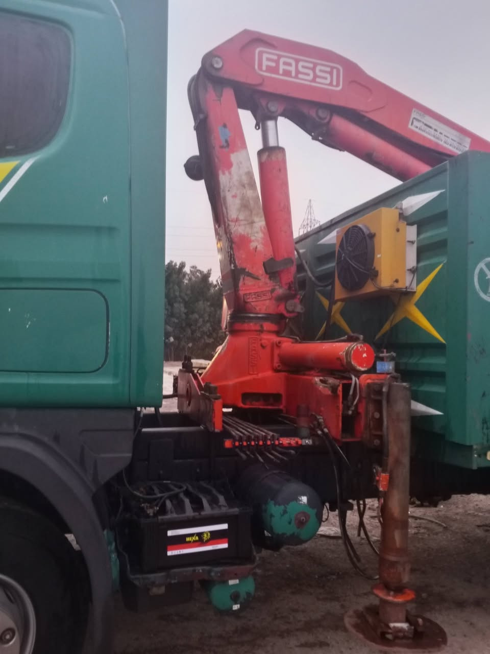 سلام عليكم كرين اسكانيه 2004بومه رقم بغداد حجم للكرين 10طن فاسي 4سلايتات دهن بدون ريمونت 
سعر 475$وبيه مجال مكان سياره بغداد 
الاتصال او واتس اب 
***********
