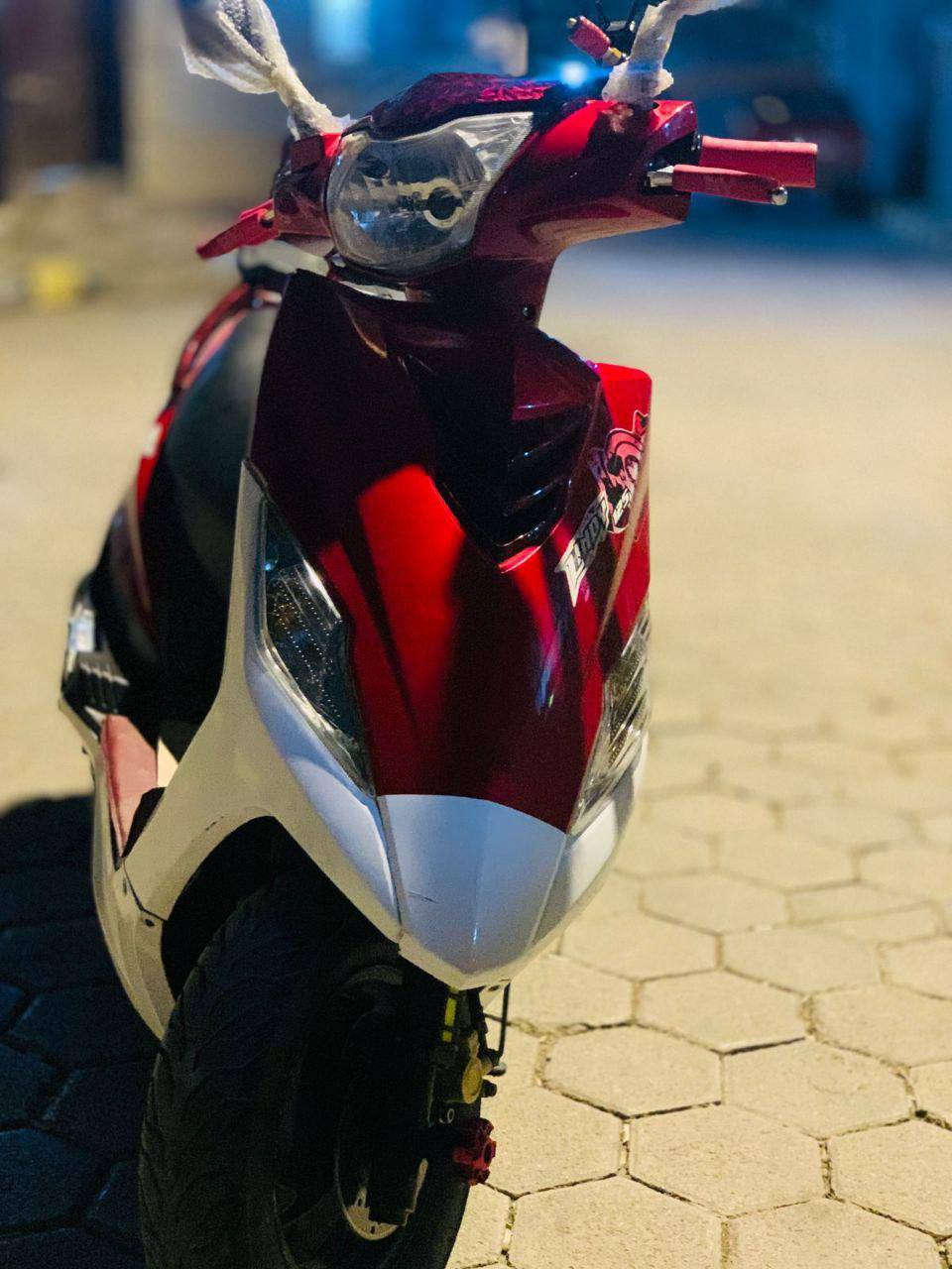 هاوجي للبيع 
يالله 
السلام عليكم #دراجه للبيع هاوجي موشم موديل 2018 رقم #انكليزي تحويل ثاني يوم #السعر 13 ونص وبيها مجال حك الجيه #الدراجه خير من الله جيب فيتر وتعال #رقم_تلفون ***********
