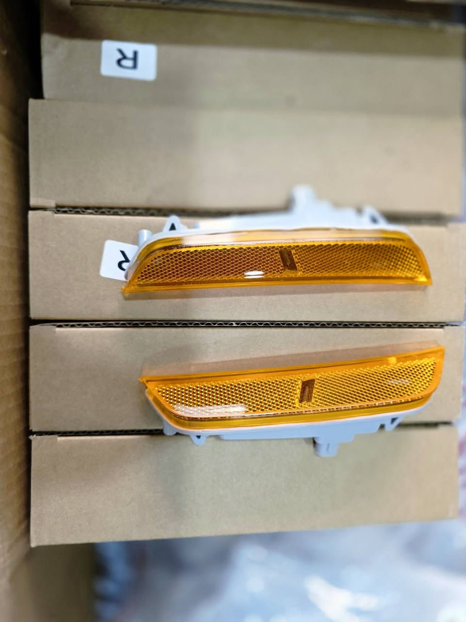 توفرت مجموعة من قطع الغيار الاصلية الجديدة والمستعملة
العنوان/  البصرة ساحة سعد داخل محطة وقود لؤلؤة البصرة ( محل gm لقطع الغيار ) 
للأستفسار مراسلة واتساب أو الاتصال على الرقم
*********** مصطفى عبدالله ( ٩ صباحا _ ٥ مساءا ) 

لشراء قطع الغيار من الوكالات والتفصيخ في أمريكا 
_ النقل جوي بأسرع وقت ممكن عبر شركات الشحن العالمية DHL- FEDEX-Aramex بمدة تتراوح بين ١٥_٢٠ يوم 
_ اعطائك كافة معلومات الشحن لتتبع الشحنة.
_ يمكنك الدفع ألكترونيا أو الحظور للمكتب والدفع نقدا.
_ الشراء بعد دفع نصف المبلغ.
