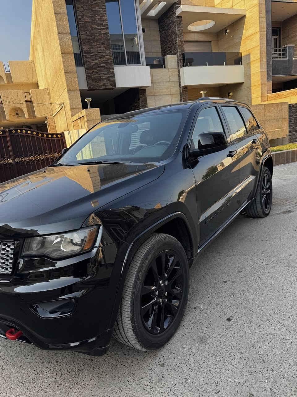 جيب موديل 2021 
وارد امريكي بدون حادث عدا بيها بارد بل باب خلفي صفحة اليمنه
سياره مكفوله كفاله عامه وين متريد تروح تفحصها افحصها 
سياره ترول هوك 
ماشيه 45 الف كيلو متر 
السعر 28500$ بيها مجال بسيط 
سياره موجوده بغداد 
للاستفسار *********** متواجد واتساب او اتصال
