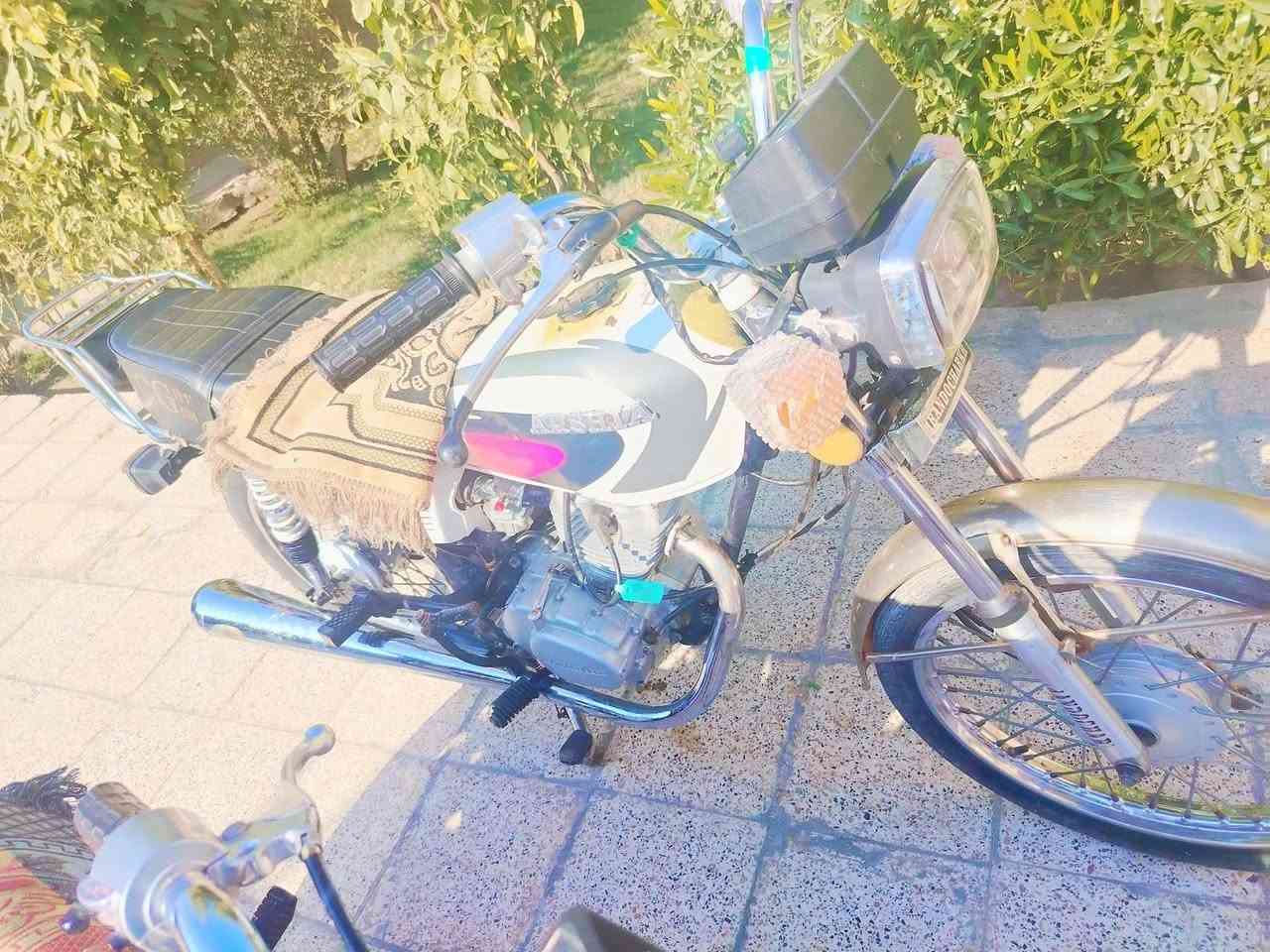 سلام عليكم درجه البيع نامه مديل 21كلك كلك مكفوله بليته ورقم شاصي اورقه ضاعن مكاني طوريج الشراي نتصال ***********
