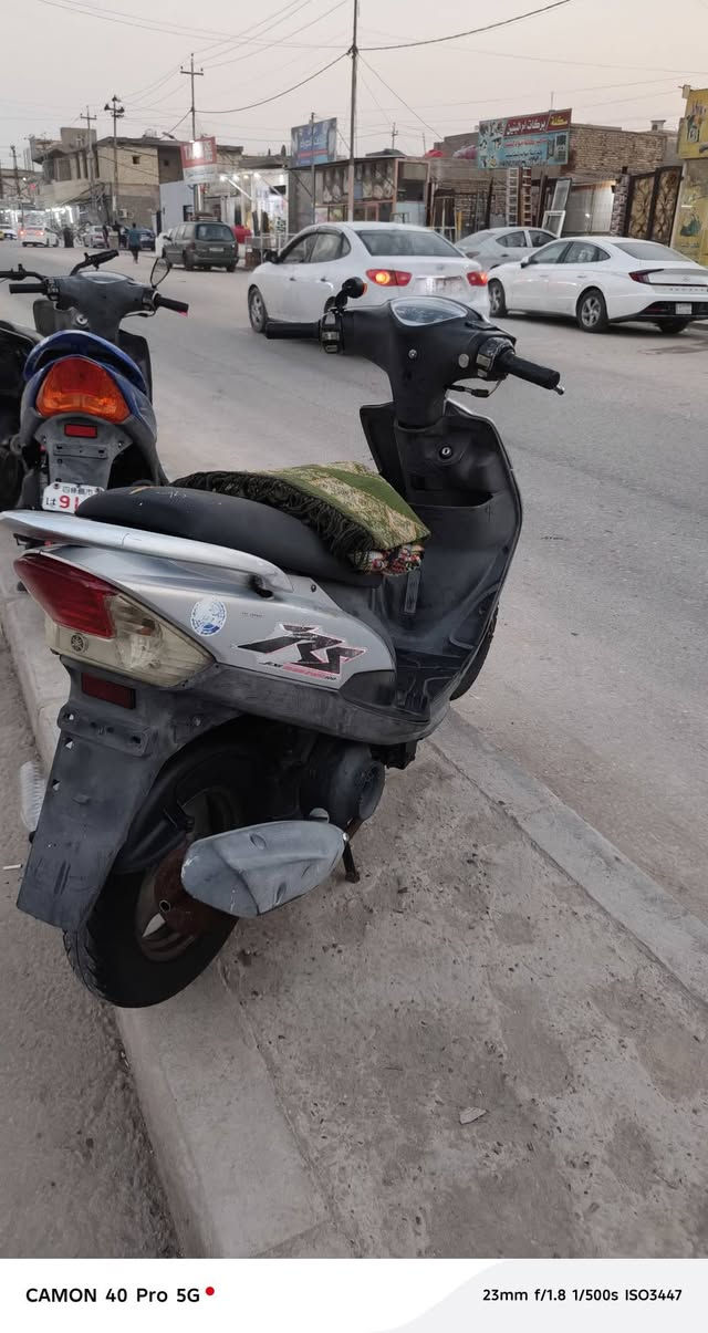 السلام عليكم دراجة ماكس عدله حويه  جديده وكاله ٤٩ بلاد نكره سلف هورن اشاير كله شغله نعمه مكينه   السعر ٨٥٠ وبيه مجال الشراي يجي خاص المكان كوفه يم مكولات خوخه


**إذا كنت صاحب هذا الإعلان وتريد حذفه لأي سبب، رجاءا أرسل رسالة إلى الدعم الفني**