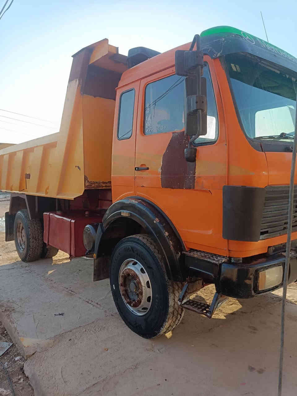 سلام عليكم ورحمه الله *********** وبركاته البي موديل 87 سعره 225بالسنويه 91 رقم صلاح الدين بسمي سنويه لل 27  رقم انكليزي بعدني مادك لوحاته جاهزه حداديه من الطول للطول مانقصه برغي مكينه 35دبل سوبر على السحك سايس 40 كير 160جديد كهربائيات كله شغاله نفض بديه قجمه ونج الماني تخم تاير مكانه ناصريه الحي الصناعي شاصي مامكفول مامكفول شبي ماعرف      من شتريته السعر 225 ورقه بيه مجال رجأن لحد يعلق تعليق سلبي تفاصيله ذكرتهن كلهن مايعجبك السعر عوفه تلكه احسن منه سياره المانيه اكسن جي اف 24
