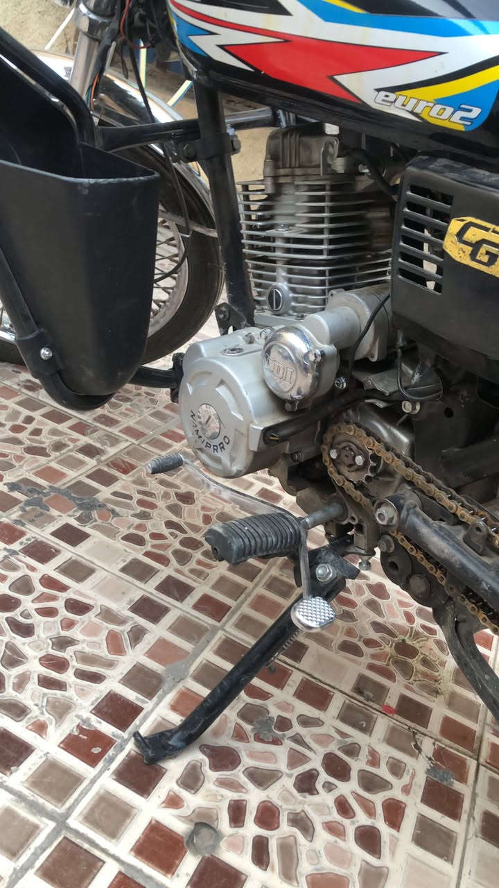 للبيع او مراوس ايراني نامه برو 2023 مكينه مكفوله نعومه فول نقص لايت ودشبول وستيرن تبدله لان شوبه اعوج الباقي كله شغال سلف هندر السعر 650 مكان بغداد اتصال ***********
