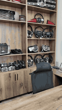 AUTO LAND
معسكر الرشيد ـ مجمع المكارم 
قطع غيار  رانج روڨر 
***********
