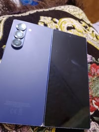 جهاز البيع Galaxy Z Fold6 كامل ملحقات الذكرته 512 سعره خاص 07712826853