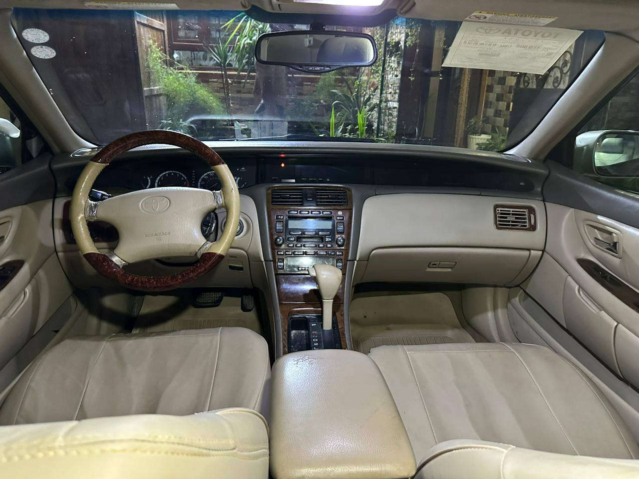 سيارة افلون موديل (2000)
للبيع شرط كير محرك مامفتوحه صدر امامي خلفي جاهزها اربعه تايرات وكل حساسات شادهن تفصيخ
  سنويه وهزه وارقام جديده بااسمي تحويل مباشر فول موصفات  
امريكي تبريد وتدفئ قطعتين. رقم دولي مسطرة رقم سيلمانية
سيارة ما شاء الله كلش نظيفه ومال بيت
شعله ونشطه خير من الله
مكاني كركوك 
السعر (دفتر)


**إذا كنت صاحب هذا الإعلان وتريد حذفه لأي سبب، رجاءا أرسل رسالة إلى الدعم الفني**