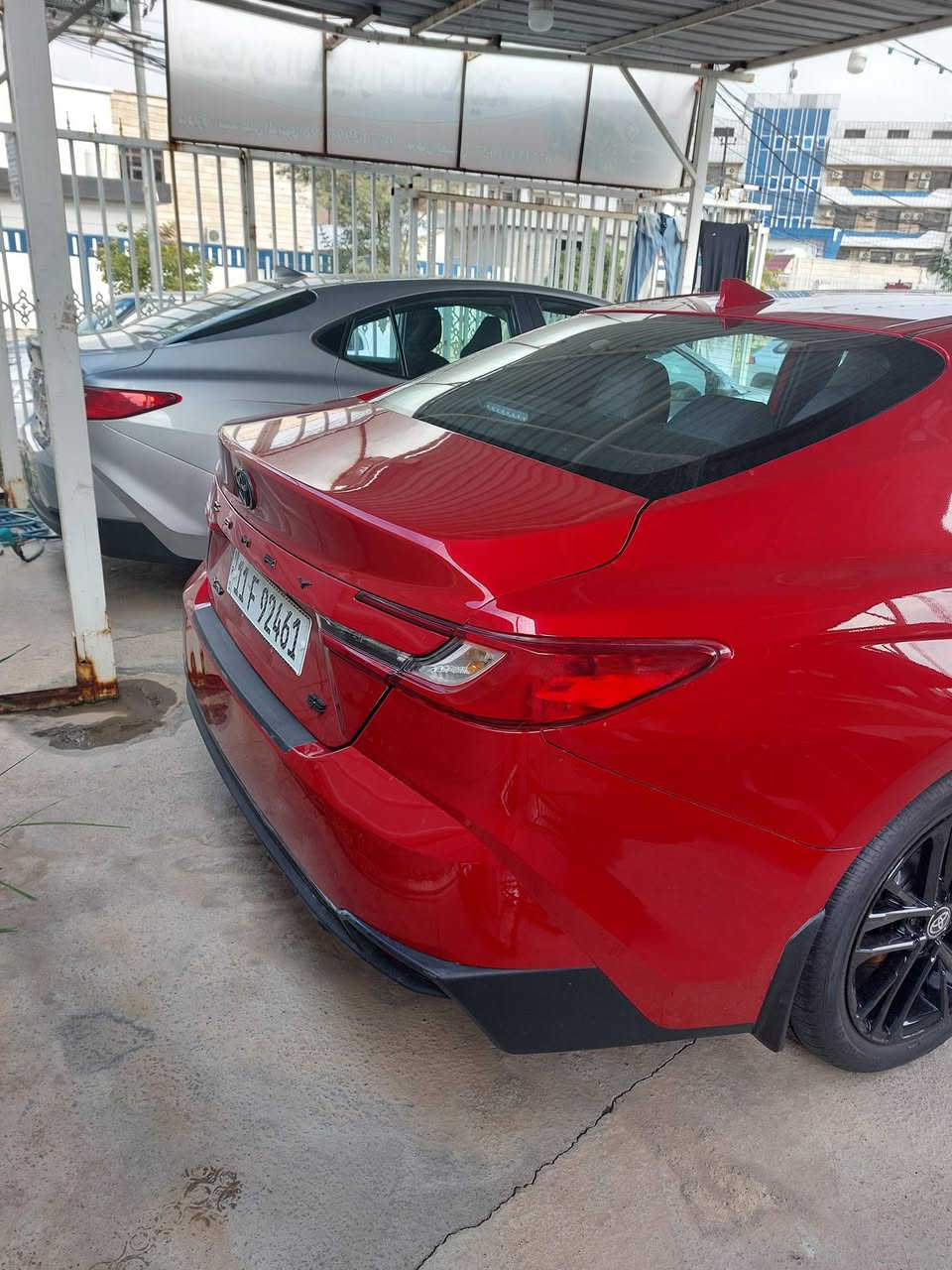 سلام عليكم
تويوتا كامري موديل 2025 

فول مواصفات SE هايبرد

ماشيه ٨ ميل 

حادث جاملغ خلفي وقبغ جنطه بدون داخل 

السعر 25500$ 

مكان السياره بغداد معارض الكريعات معرض القمه 

للاستفسار ***********
