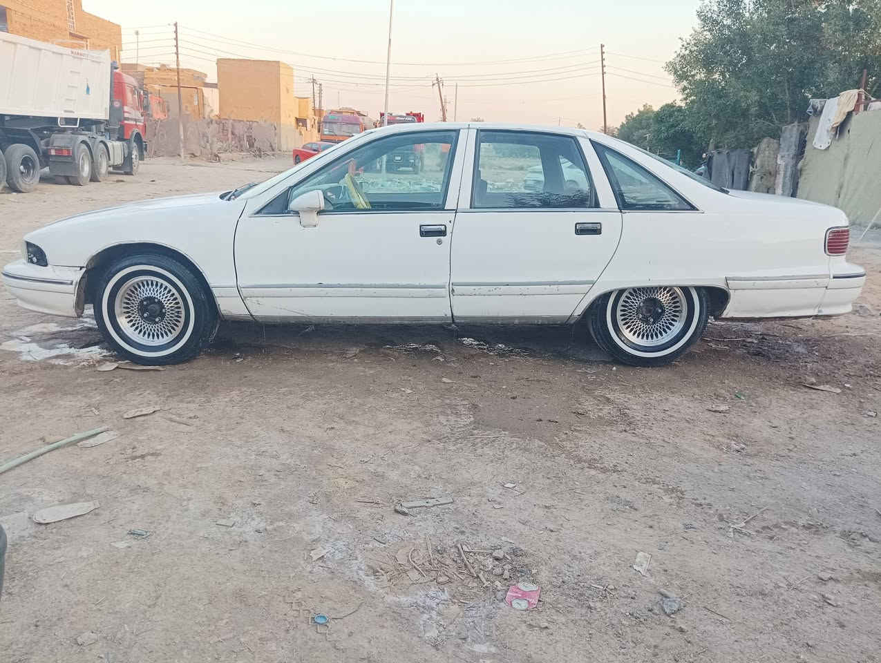 السلام عليكم شباب سياره للبيع دولفيبن موديل 92كهربايات كله شغال تخم تاير جديد رقم انكليزي كربلاء سنويه ال28 خصوصي بسمي السياره خير من الله السعر 27وبيه مجال كير مكينه البلاديه مكاني بابل مامتواجد على الفيس هذا رقمي الاتصال فقط ***********السياره مال واحد مستعجل على البيعه
