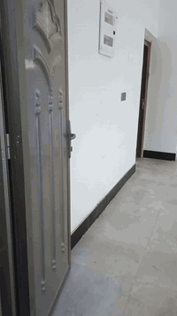 بيت للايجار مساحه 100 طابوك كونكريت جديد 
غرفه صاله مطبخ استقبال صحيات داخل خارج 
العنوان //نزلة مول الكوخ. علما البيت فرعي 
سعر الايجار // 300 الف فير قابل للتفاوض 

مكتب الريان للاستثمار العقاري 
***********
