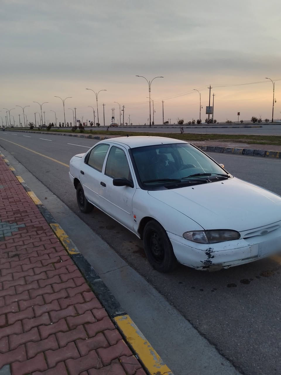 هاي السيارة للبيع كاربون بانزين بيها  وسنوية عظم بدون ضرر محرك 16 مال كصة ***********
