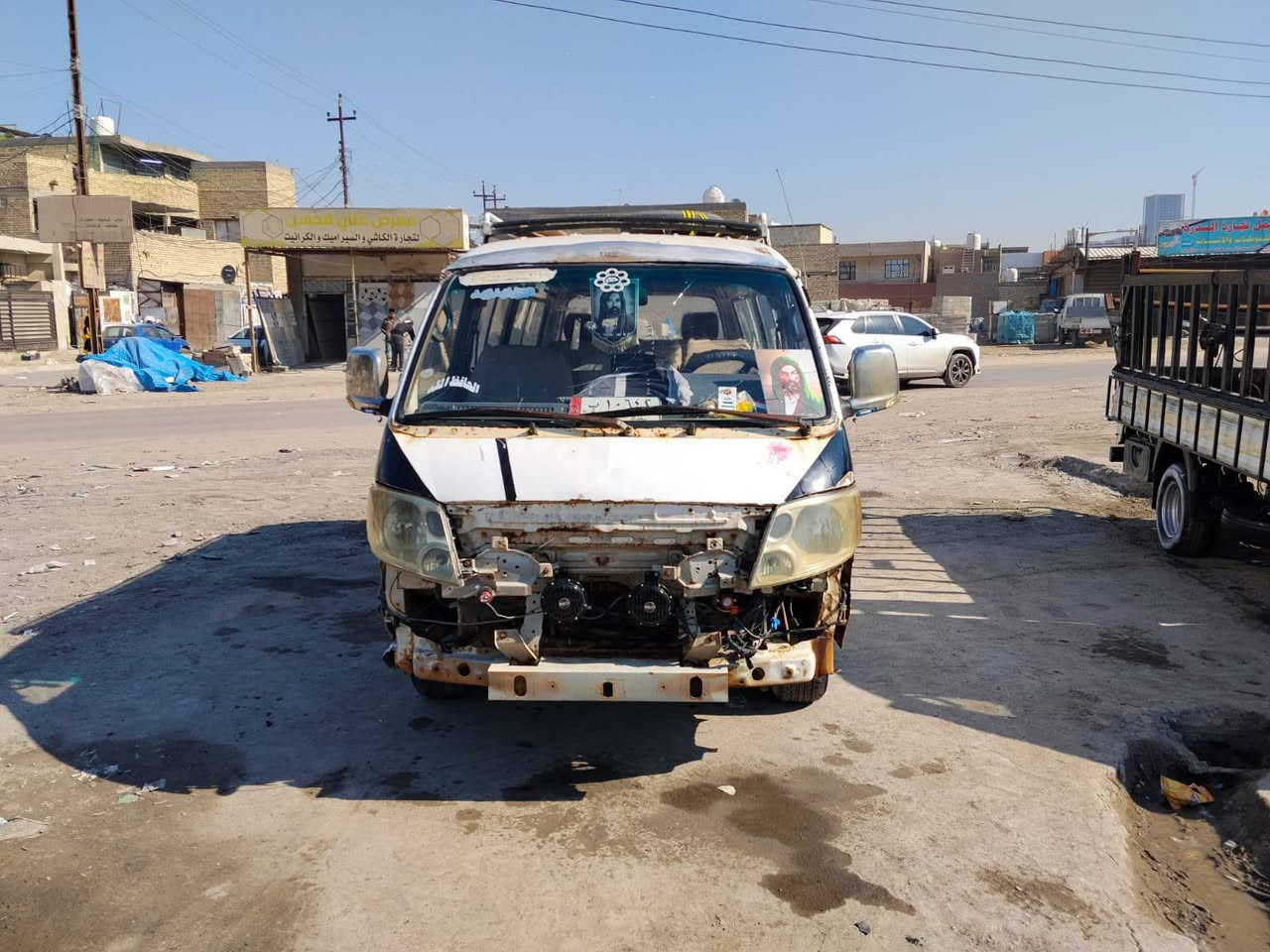 سلام عليكم فتون للبيع 2010 مكين وكير واكسن خير من الله ففتي 3000 سيارة جاهزة كبل  رقم بغداد الماني السيارة مطلوبة 10 ورقات ابيعلك مصفر ب50 وبيهة مجال مكاني بغداد الزعفرانية رقم الهاتف *********** اخوان اني مكلف بل نشر اتصل على الرقم
