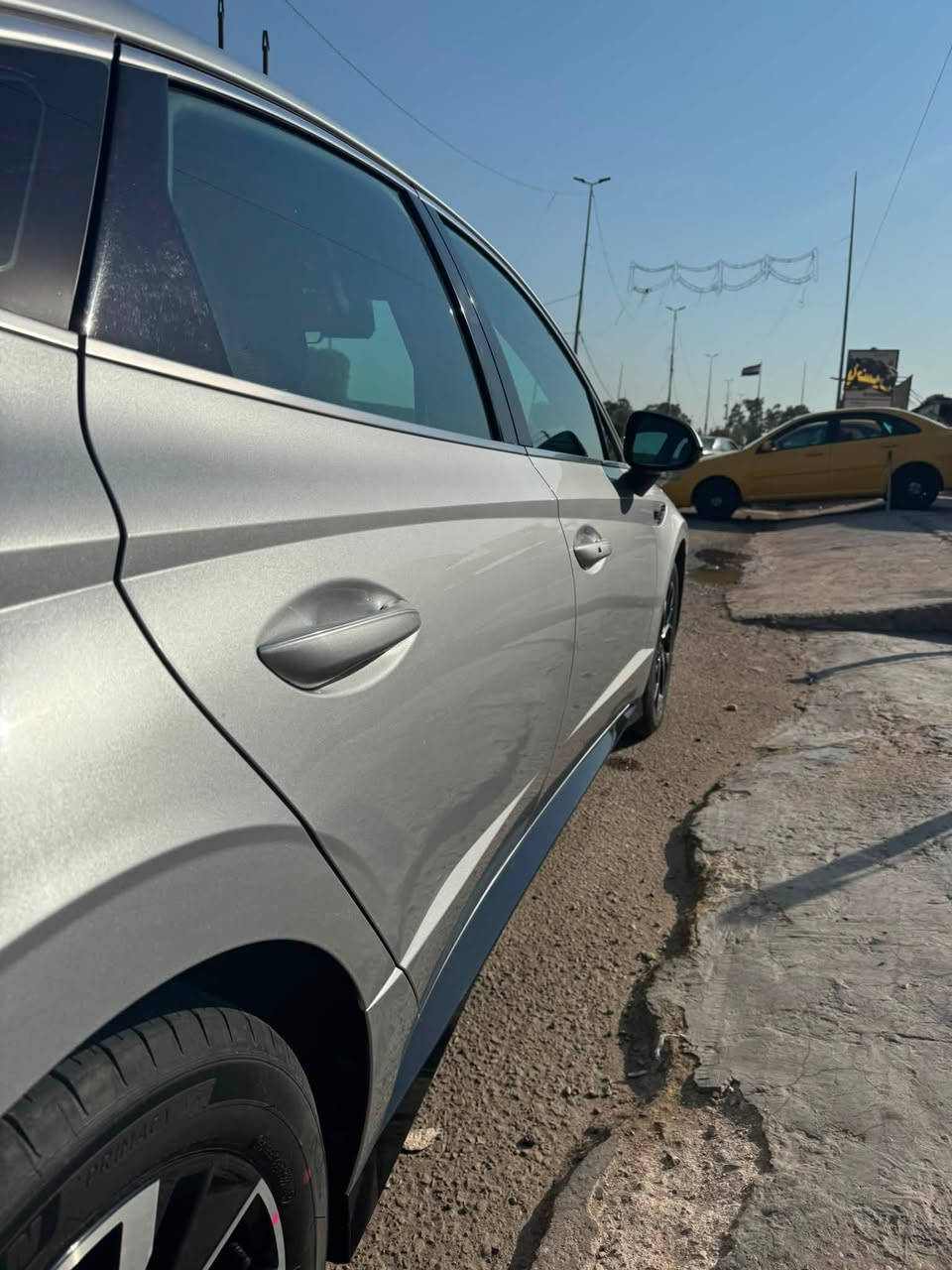 السلام عليكم سوناتا موديل 2024 

السياره كلين بس بارد  

سياره sel فووول مواصفات ما عده البنراما 
كشنات تدفئه 
ستيرن هزاز 
رادار ب المري 
رادار امامي 
رادار خلفي 
كير تعليك 
توقف ذاتي 
تحديد مسار 
قياده ذاتيه 
تشغيل ع بعد 
وبعد بيها هواي مواصفات 
مكاني بغداد شارع فلسطين 
السعر 195$ وبيها مجال بس سياره كلين كلين كلين 
***********
