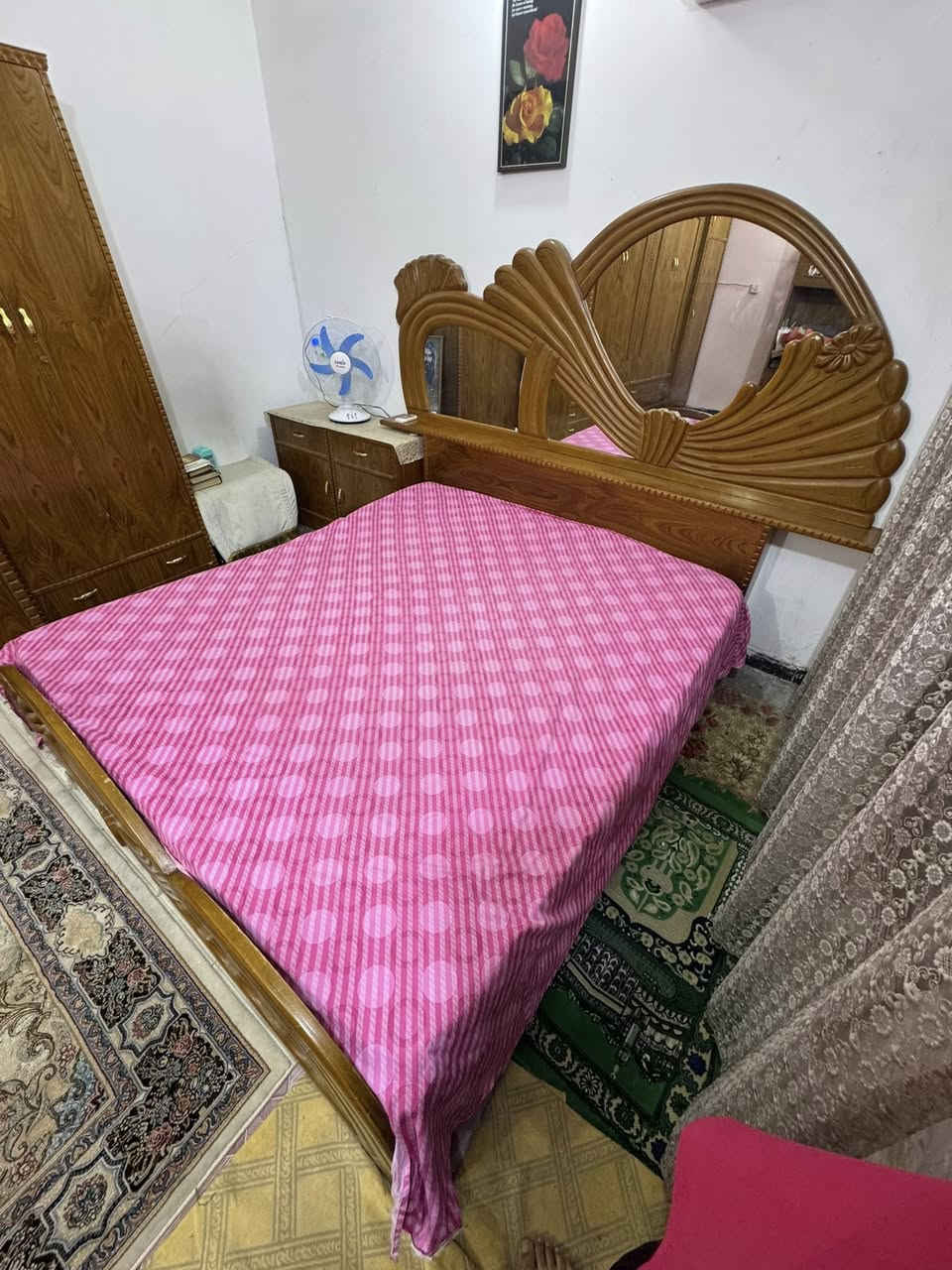 السلام عليكم 
غرفة نوم مستعملة صاج صناعة عراقية 
مداريهة ونضيفة كلش وتكمة تجي وتشوف بعينك
السعر خاص 
ماكو توصيل تجي للبيت وتشوفهة كل الهلا بليجي
مكاني بغداد-الشعب


**إذا كنت صاحب هذا الإعلان وتريد حذفه لأي سبب، رجاءا أرسل رسالة إلى الدعم الفني**