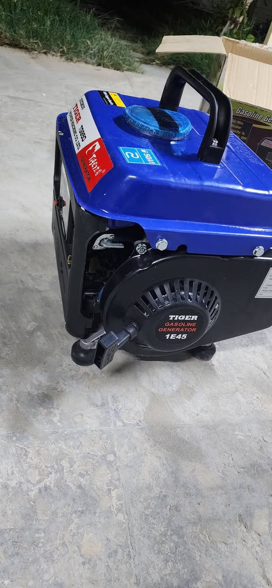 سلام عليكم  مولده ٣ امبير نوع تايكر من شركه الهادي   البارحه شتريتهه امانه الله  ب ١٤٠    ابدد مابيهه شيي جديده ممستعمله سعر 125 وبيهه مجال جدا بسيط   مكاني بغداد زيونة رقمي ***********
