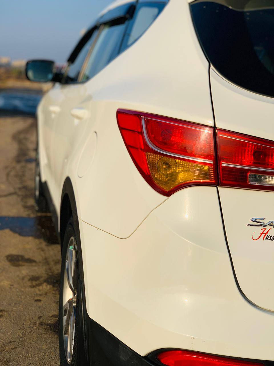 السلام عليكم 
سنتافي 2014 خليجي مكفولة 4 سلندر رقم اللوحة اربيل بأسمي. السعر 160
مكان السيارة . الناصرية 
***********
