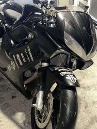 F4i 600 • ٢٠٠٤ • سكيورتي