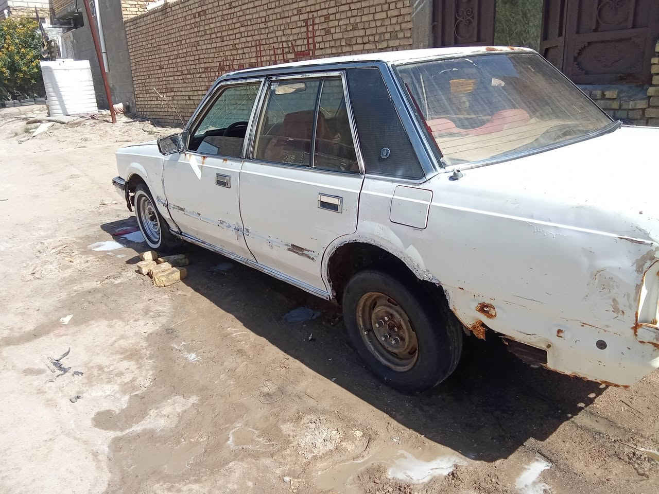 سلام عليكم للبيع مديل85كير ومكينه ففتي2/500 نضيف بيها تبخير قليل بدون تنقيص تخم تاير بديها حلو سياره بس عوزه شويه ترتيب رقم تميم سنويه ساقطه بيها وكاله مكان سوك الشيوخ***********
