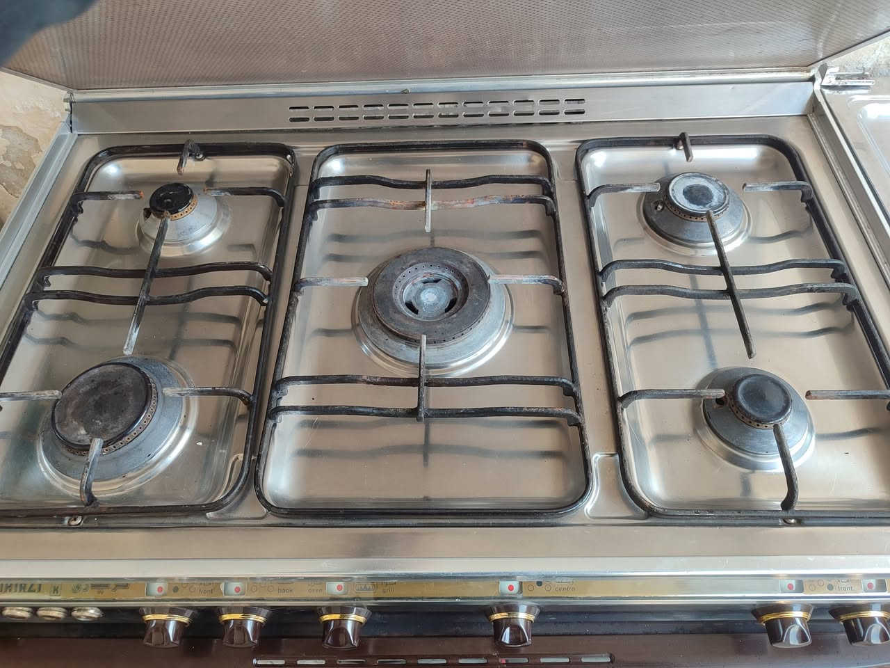 للبيع  كريازي مصري العنوان كفري 
***********
