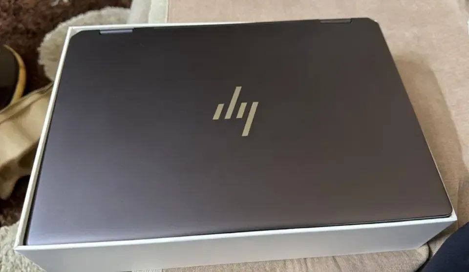 اللابتوب الانيق الفخم
HP Spectre X360 2 in 1 
شاشة لمس قلابة حجم 16 انج 3K
فقط مفتوحة من الكارتون لغرض الفحص غراضة غير مفتوحة الشاحن والقلم 
Intel® Core™ i7-13700H
مع رام 16 وخزن 512 ssd
رسومات Intel® Iris® Xᵉ
16 جيجابايت LPDDR5-6400 MT/s 
- ‏منافذ متعددة 
-بصمة اصبع ووجه 
- ‏ويندوز 11 اصلي
- ‏السعر مليون و600 الف 
- ‏بغداد الحارثية 
واتس ***********
