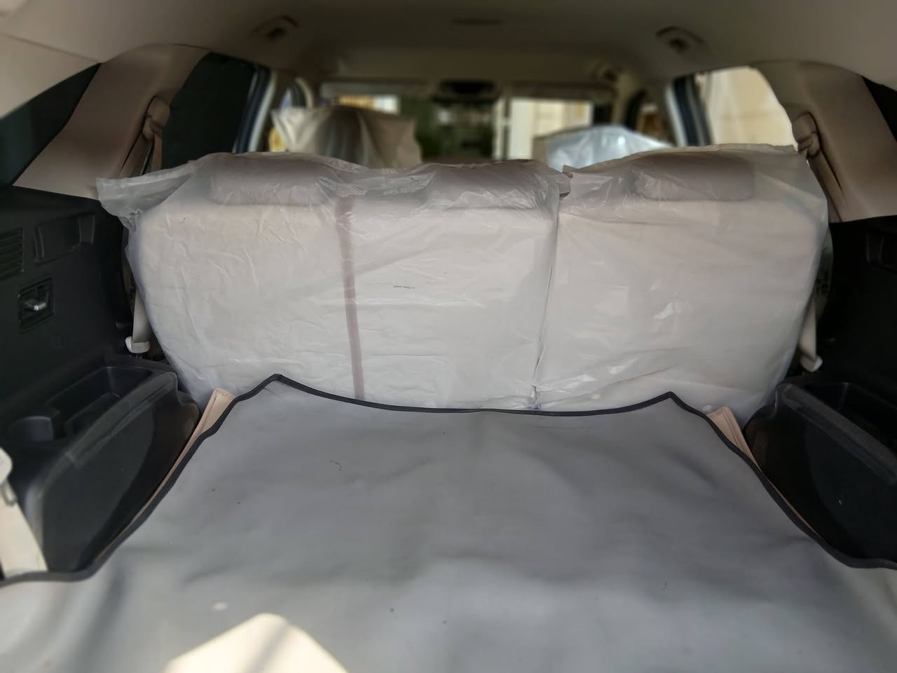 سلام عليكم

للبيع 

كيا سورنتو موديل ٢٠٢١ خليجي 

رقم بغداد جديد 

ماشية 60

ستة سلندر 

نص فول 

بصمة

كشنات كهرباء

صندوك كهرباء

مري شفط 

حساسات 

تشغيل عن بعد 

شاحن واير ليس 

قمارة حديد 

كير عصا 

كامرة خلفية

كشنات جلد 

السعر ٢٦٠ وبيهة مجال 

مكان السيارة بغداد

***********
