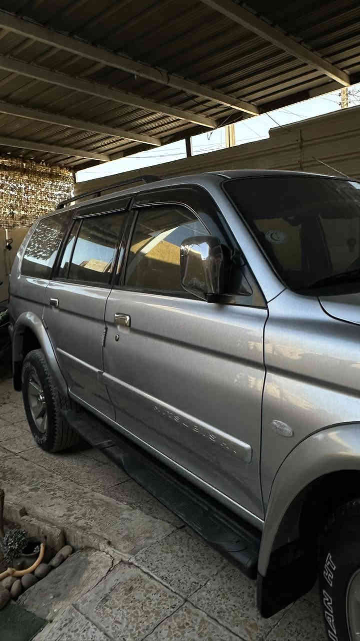 السلام عليكم ورحمة الله وبركاته مستيوبيشي ناتيفا 2006 باسمي رقم انكليزي بغداد محرك كير او لوكير خير من الله لا تنقيص ولا تبخير سياره بدون صبغ بس الدعاميات مصبوغه تبريدها ثلج ويه لسويج سعرها 105 المكان بغداد الجزيره السياحيه الرقم ***********
