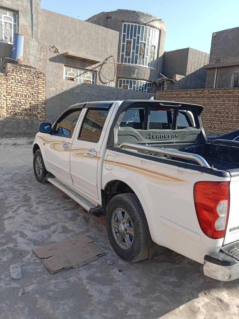 بيكب كريت ويل رقم قادسيه انكليزي موديل ٢٠١٢ مكفوله كفاله كير ومحرك وتبريد وحداديه مكفولات موجوده بالحله حي نادر سعر ٦٠ وبيه مجال بسيط الاتصال ***********
