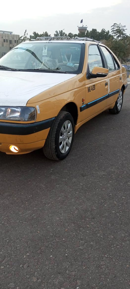 ‏السلام عليكم 
‏بيجو لميس 2015 رقم بغداد دولي مصفره شرط التحويل هزه كامله  محرك مكفول بستم ابو الحفره مايعوج ولف كير صدر تبريد مكفول كهربائيات كله شغاله شاشه دوشمه سياره جاهزه بيه صبغ بالجاملغ خلف السايق وهلالات معمره عارضه 38 مكاني بغداد الحسينيه ***********
‏
