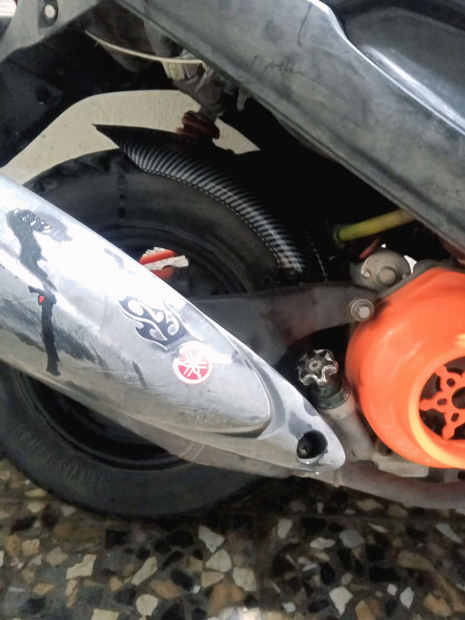 سلام عليكم دراجة ماكس عدله للبيع شلعه ومعدل بوشه 49 بلادي الدراجه عوزهة بس سلف  الدراجه هندر واحد وتشتغل بكل وقت بيه تزويد صدر رياضي و قطره مال دهن تزويد وبيه هورنات سيدان و عدسه وبيه سستم صوت العنوان الزعفرانية شارع المعهد رقم الهاتف *********** والسعر 600وبيه مجال
