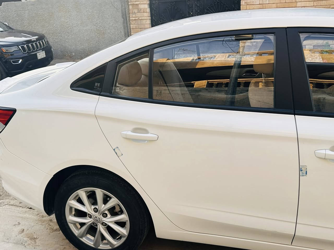 للبيع MG5 2024
خليجي مكفوله كفاله عامه عدا ملاحضات بسيطة
ماشيه 43 الف قابل للزياده
محرك 4 سلندر حجم 1500
مواصفات شاشه اصليه تحكم ستيرن تبريد شاشه
اشاير مري-صندوق بصمه نظام ايكو اقتصادي كروز تحكم سرعه حساس اطارات /داخل بيجي اسود
4 ويا كب/كار بلي Car pla
داخله ضمان لشركة 
رقم بغداد الدولي تحويل مباشر 
المكان حي الجهاد ***********
السعر 103ورقه وبيهه مجال للشراي
