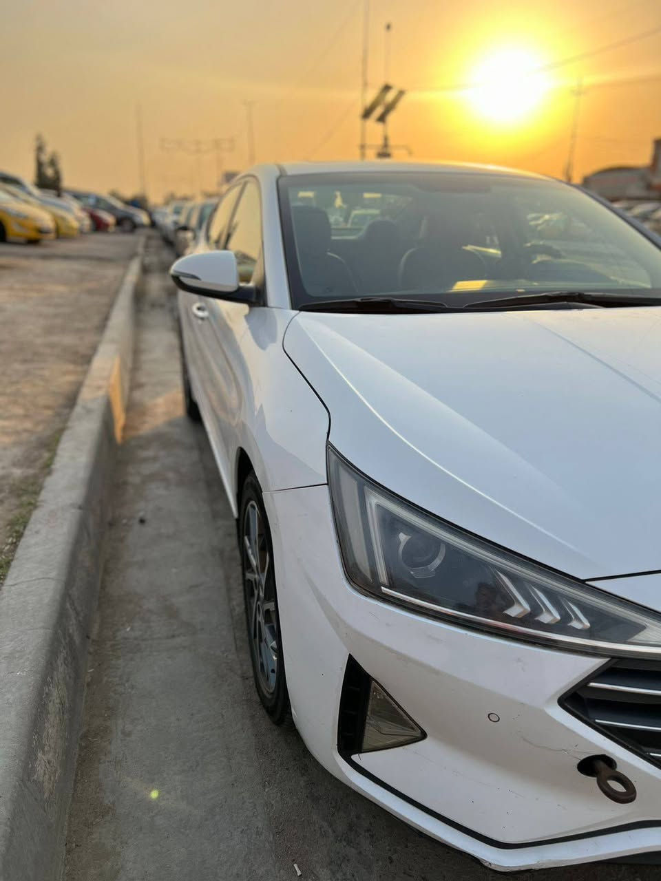 النترا 2020 خليجي فول مواصفات مكفوله من الصبغ بغداد باسمي سعرها 159بيها مجال قليل رقمي ***********
