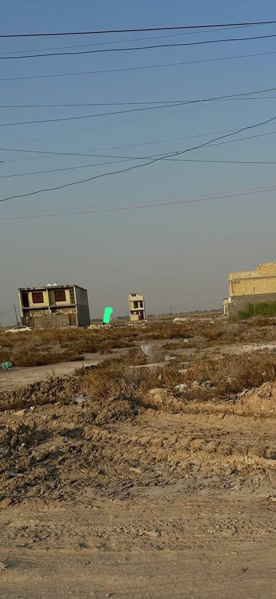 السلام عليكم قطعة ارض للبيع ٥٠متر رقم ٥٠١٢محلة ٣٧٣ خلف البزل مباشرة اني صاحب القطعة مودلال ***********
