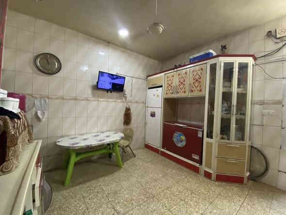 � بيت للبيع – حي ناظم
💰 السعر: 60 مليون (قابل للتفاوض عند الجدية)
📐 المساحة: 154 م²
📏 الواجهة 7م × النزال 22م
🏡 طابق واحد – غرفة واحدة
⭐ أول بيت بالزراعي

⚡ خدمات كاملة:

✅ يشمل كاونتر + كيزرات

📞 ***********
