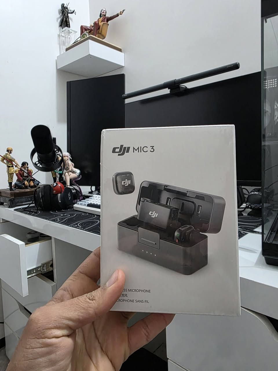 نك مايك DJI MIC 3 بعده لوك مامستخدم غير 10دقايق فقط الي حاب يشتري يتفضل خاص ويدلل بعد شركه معروفه


**إذا كنت صاحب هذا الإعلان وتريد حذفه لأي سبب، رجاءا أرسل رسالة إلى الدعم الفني**