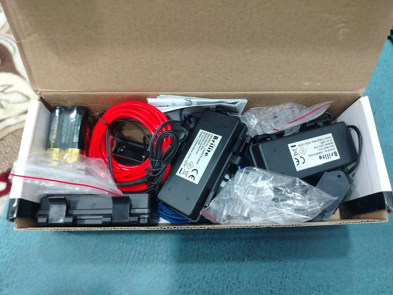 للبيع نشرة نيون 3 الوان كل لون طولة 3 مترات او اكثر وضد المي وعلى الباتريات ومواصفات 
خير من الله


**إذا كنت صاحب هذا الإعلان وتريد حذفه لأي سبب، رجاءا أرسل رسالة إلى الدعم الفني**